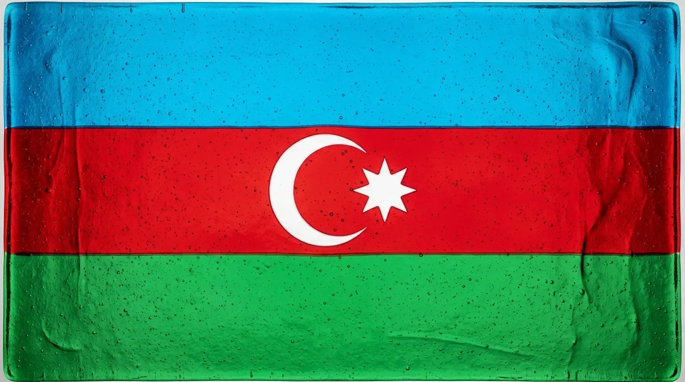 Panneau artistique en verre fusionné avec le drapeau de Azerbaïdjan