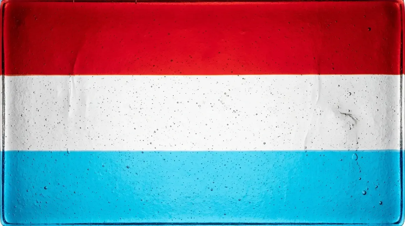 Panneau artistique en verre fusionné avec le drapeau de Luxembourg